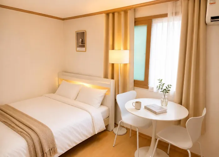 Sadanghae - Sunny 3br In A Quiet Residential Area, 10 Minutes From Gangnam *