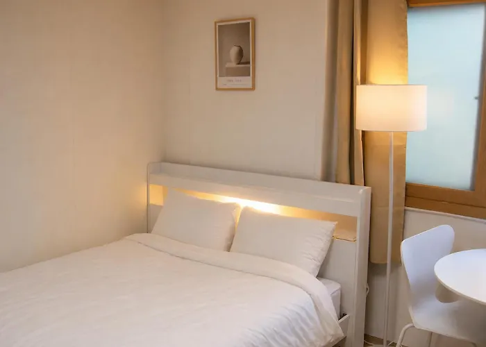 Sadanghae - Sunny 3br In A Quiet Residential Area, 10 Minutes From Gangnam *