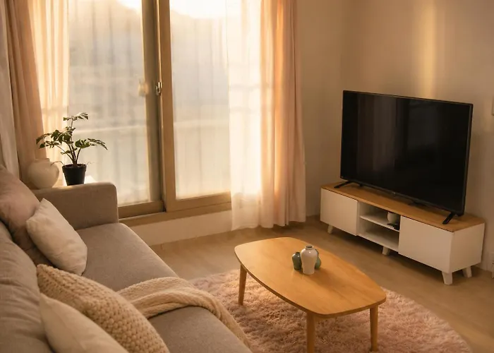 Sadanghae - Sunny 3br In A Quiet Residential Area, 10 Minutes From Gangnam * Seul